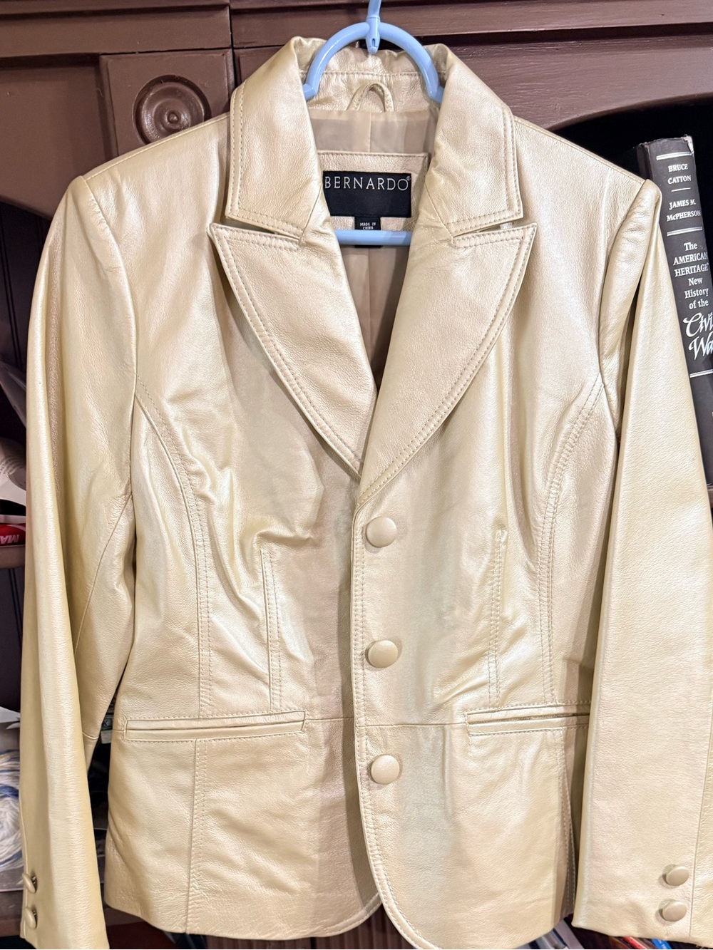 Bernardo Cream Leather Blazer Jacket with Notch Lapel
